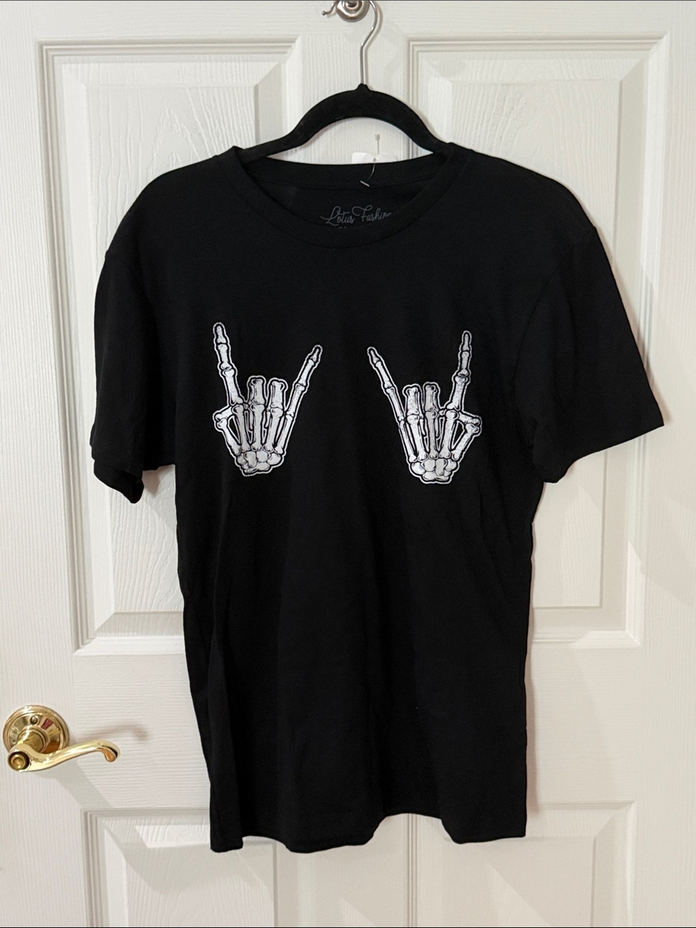 NWT Black Skeleton Hand Graphic Tee lotus threads small